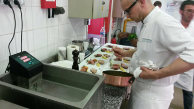 formation cuisson sous vide en école de cuisine avec thermoplongeur SWID